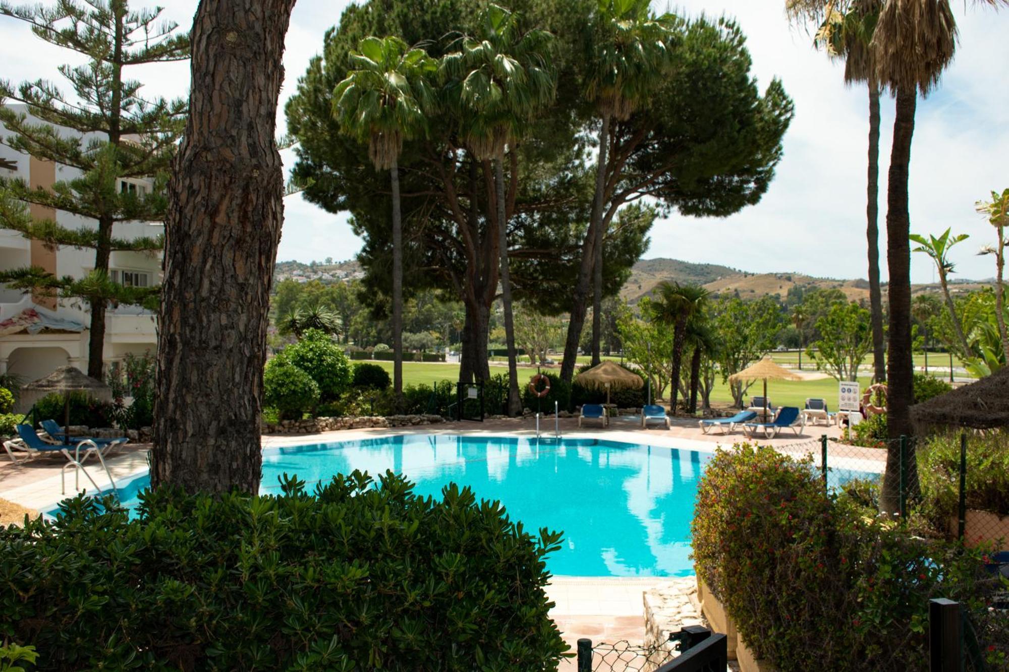 Apartamento Leos Mijas Golf Fuengirola Exterior foto